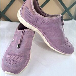 Easy Spirit Women's 9.5 Wide GLOSSY2 Purple Slip-On Walking Sneakers